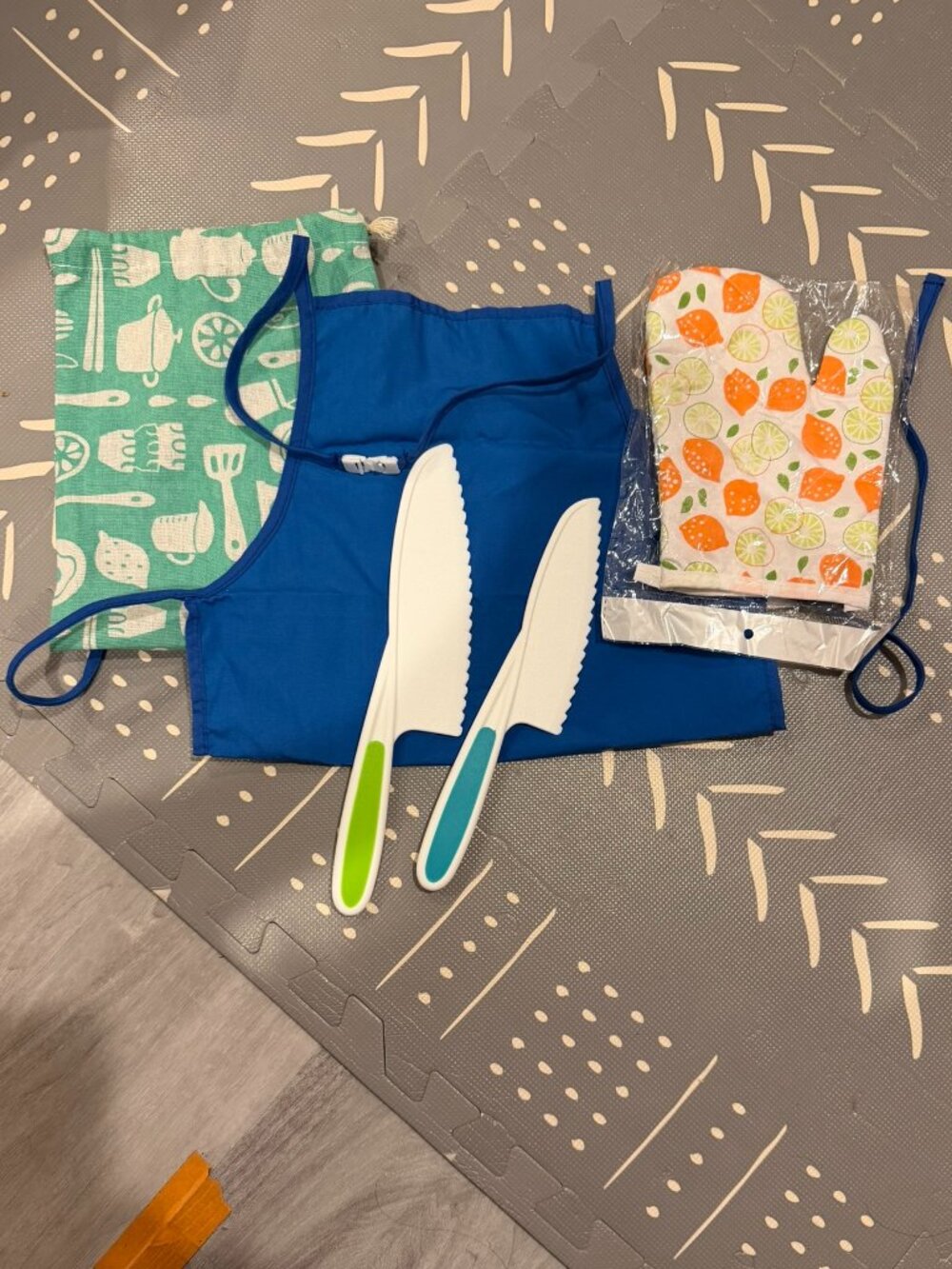 NEW. Kids Kitchen Prep Set. 5 piece set.